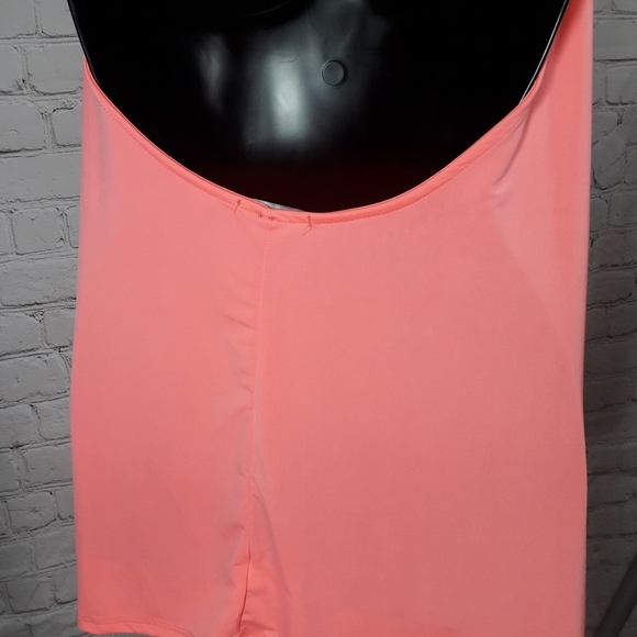 Drape front top - Picture 3 of 6